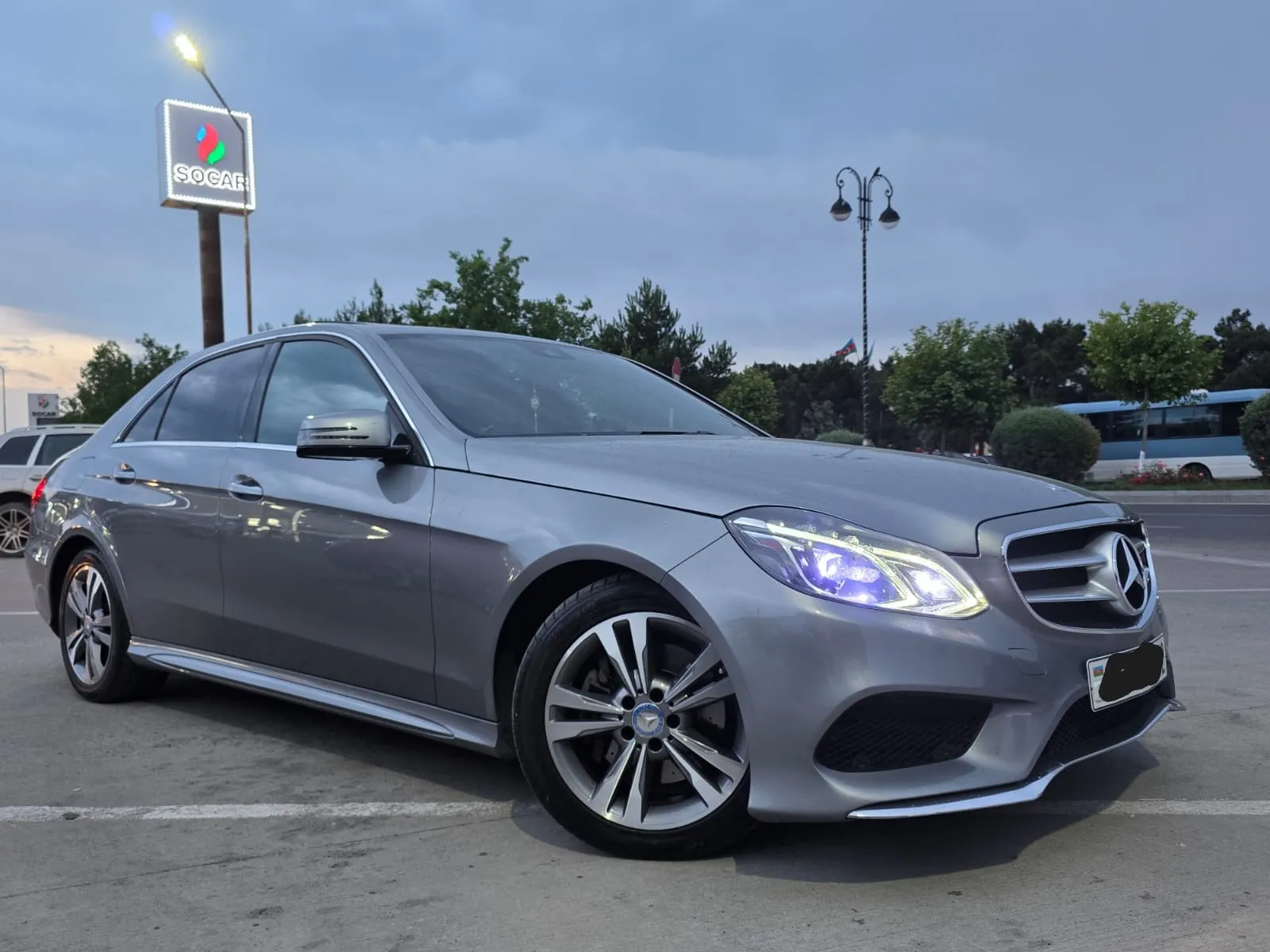 Mercedes E250