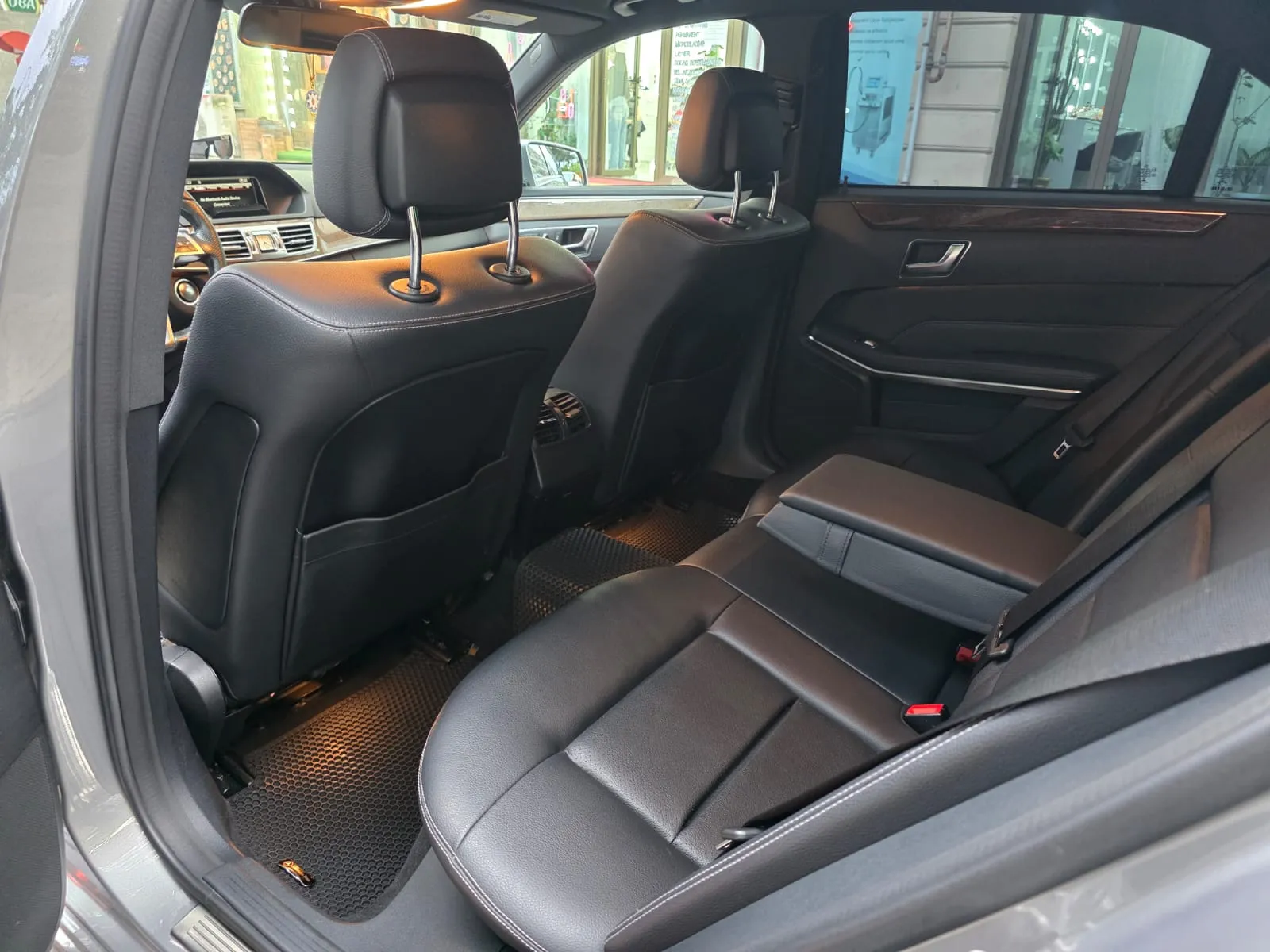 Mercedes E250